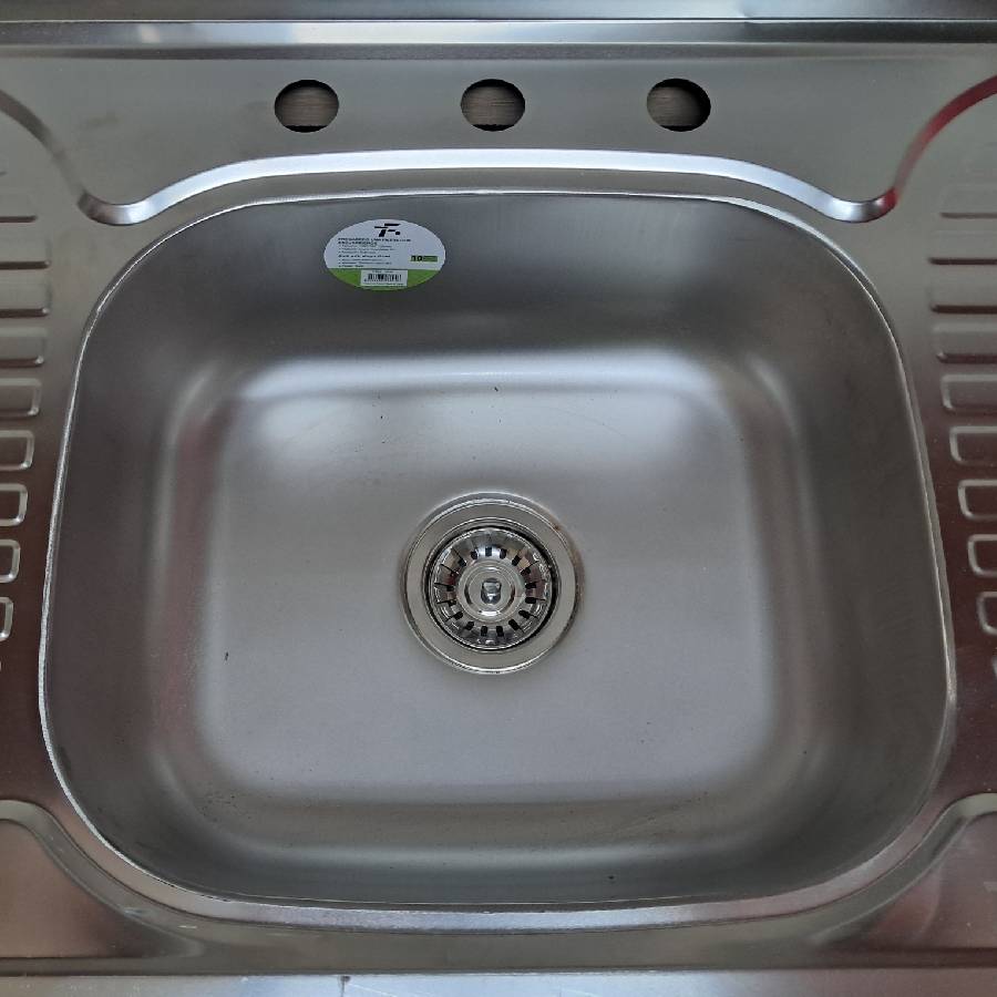 FREGADERO MADERA FRENTE CEDRO TABLERO ACERO INOX.