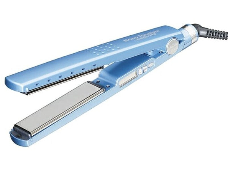BABYLISS NANO TITANIUM 1 1/4 FLAT IRON SKY BLUE